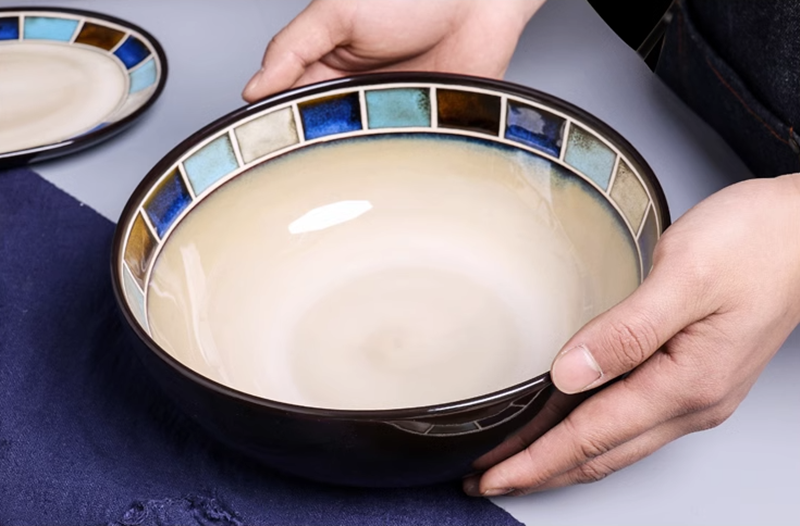 Hyra Luxury Dinnerware Collection