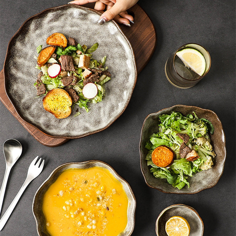 Oma Luxury Dinnerware Collection