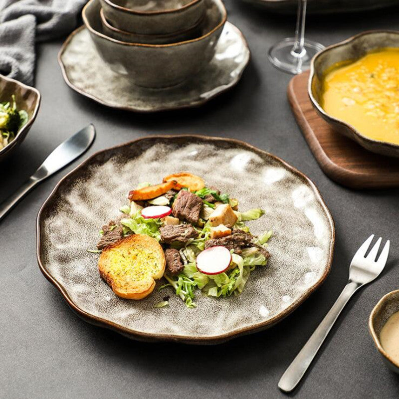 Oma Luxury Dinnerware Collection